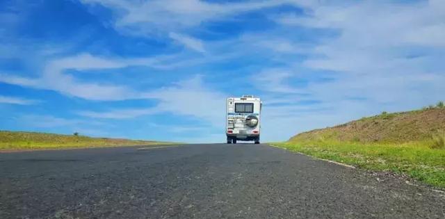 开着房车自驾去阿尔山，这才是真正的旅行啊