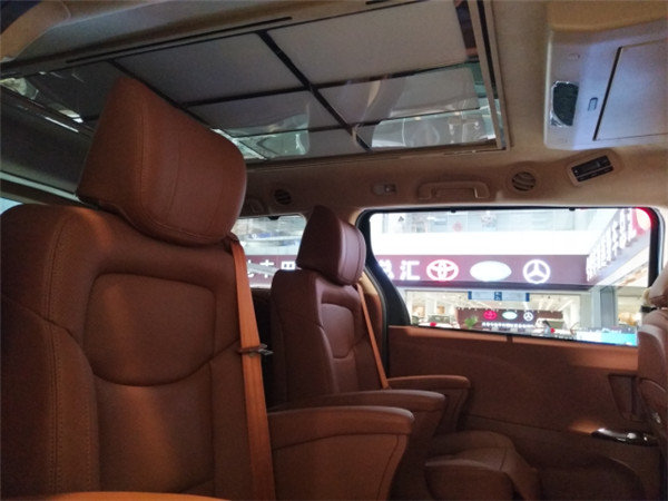 丰田塞纳航空座椅个性改装商务房车