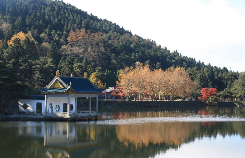 江西九江房车露营景区