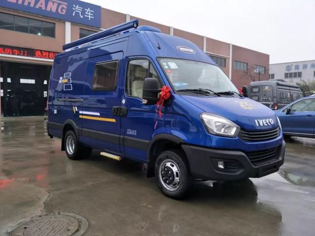 可上京牌的B型和C型房车推荐,卫航依维柯房车