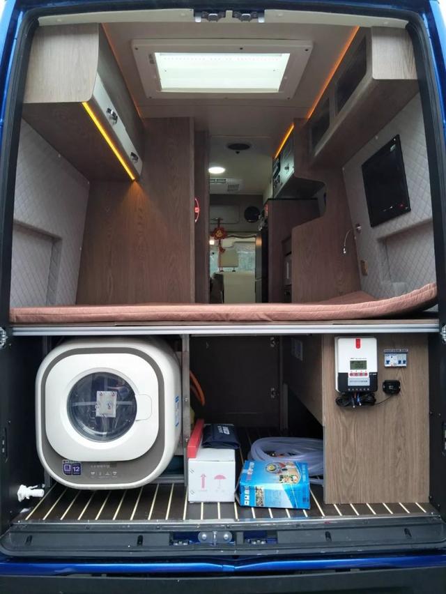可上京牌的B型和C型房车推荐,卫航依维柯房车